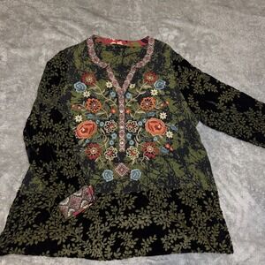 John Mark Blouse Women 1X Colorful Embroidered short Sleeve